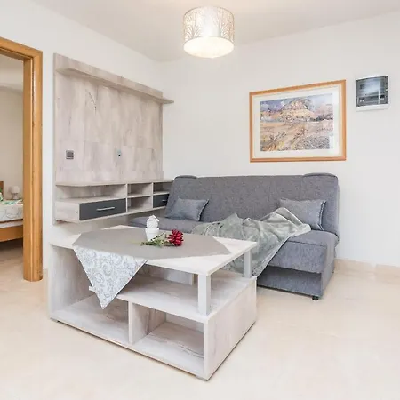 Appartement With A Parking Space - Lozice, - 20204 *